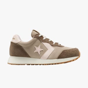 Converse Omega Trainer