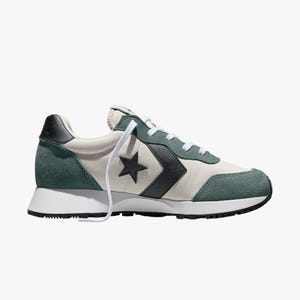 Converse Omega Trainer Suede
